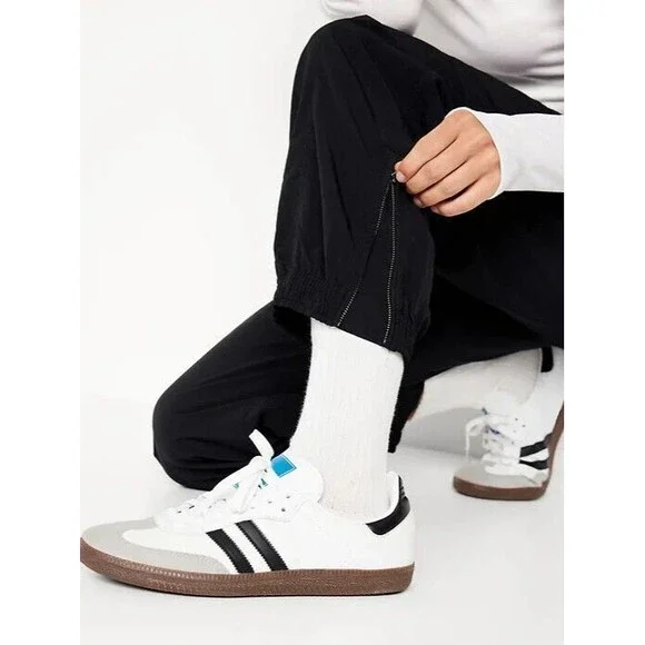 Old Navy Ankle-Zip Cargo Joggers Womens S Petite Black Quick Dry Nylon NEW - Picture 4 of 11